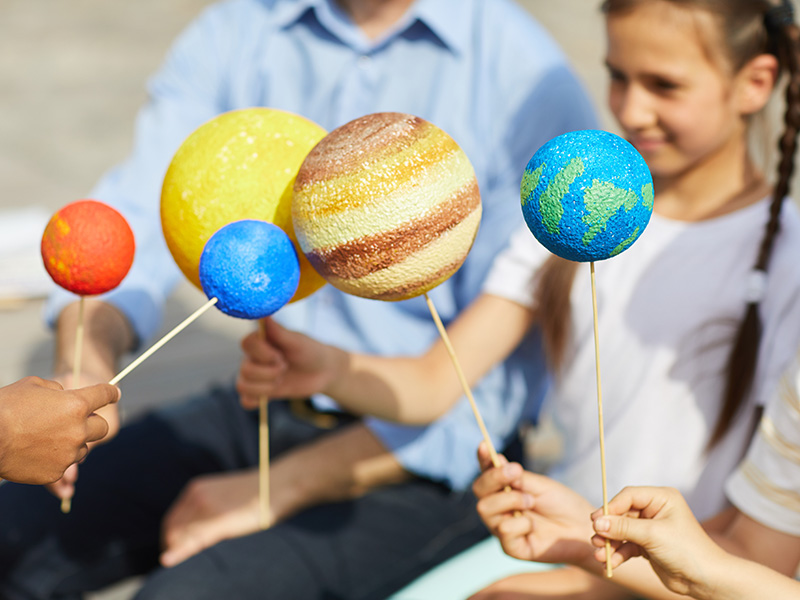 talleres astronomía - Loca Academia de Las Ciencias